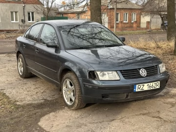 Авто Volkswagen Passat Sedan 2000 № 7493338