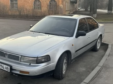 Авто Nissan Maxima 1990 № 7493760