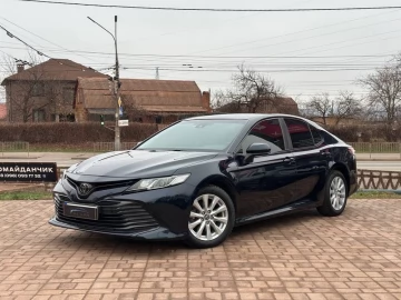Авто Toyota Camry 2018 № 7493773