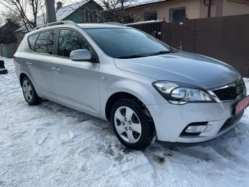 Авто KIA Cee X27 D 2010 № 7493790