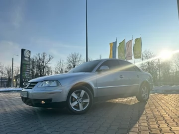 Авто Volkswagen Passat Sedan 2003 № 7494106