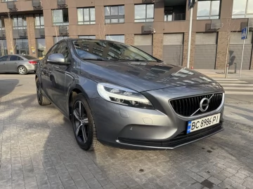 Авто Volvo V40 Kombi 2017 № 7494204
