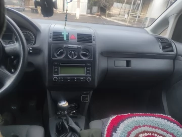 Авто Volkswagen Touran 2004 № 7494225