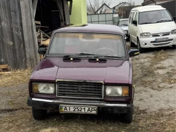 Авто ВАЗ 2107 1991 № 7494252