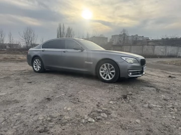 Авто BMW 7 Серия 2013 № 7494407