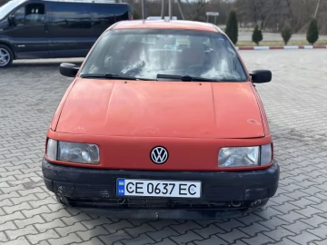 Авто Volkswagen Passat Sedan 1990 № 7495761