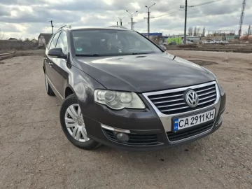 Авто Volkswagen Passat Variant 2008 № 7496134