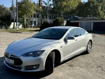Авто Tesla Model S 2013 № 7497620