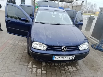 Авто Volkswagen Golf 2001 № 7498347