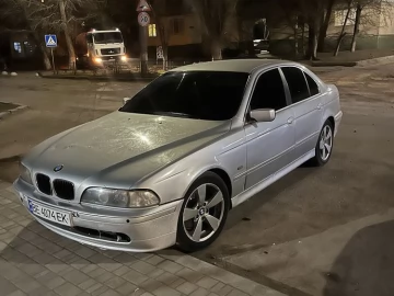 Авто BMW 5 Серия 2002 № 7498828