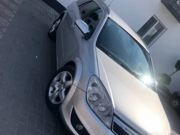 Авто Opel Astra 2008 № 7498895