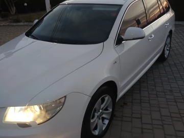 Авто Skoda Superb 2011 № 7501592