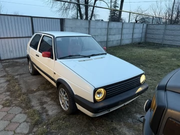 Авто Volkswagen Golf 1988 № 7501683