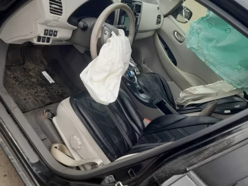 Авто Nissan Leaf 2012 № 7501819
