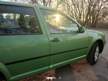 Авто Volkswagen Golf 1998 № 7502579