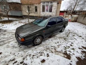Авто Volkswagen Passat Cc 1992 № 7502633