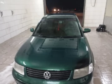 Авто Volkswagen Passat Sedan 1999 № 7502680