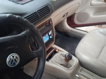 Авто Volkswagen Passat Variant 2000 № 7502714