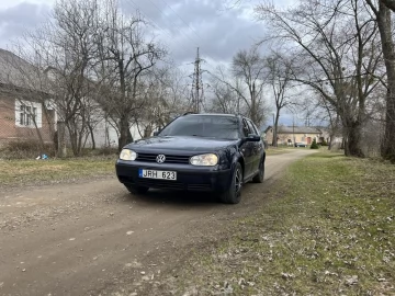 Авто Volkswagen Golf 1999 № 7502877