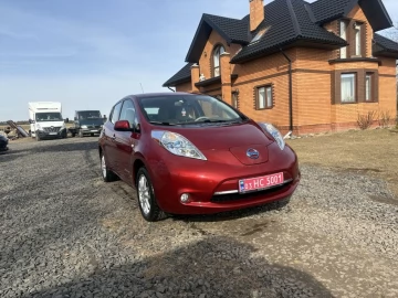 Авто Nissan Leaf 2011 № 7502895