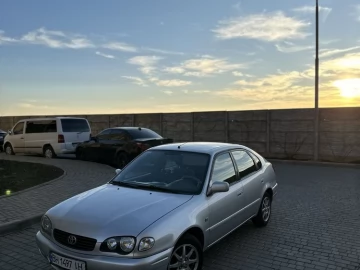 Авто Toyota Corolla 2000 № 7503125