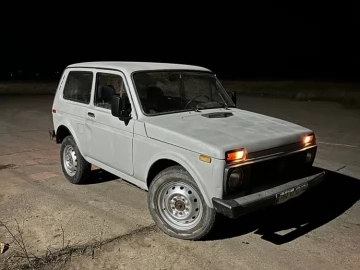 Авто ВАЗ 2121 1985 № 7503175