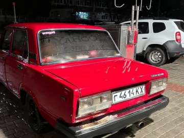 Авто ВАЗ 2107 1986 № 7503192