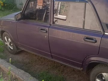 Авто ВАЗ 2107 1999 № 7503700