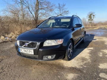 Авто Volvo V50 2008 № 7507710