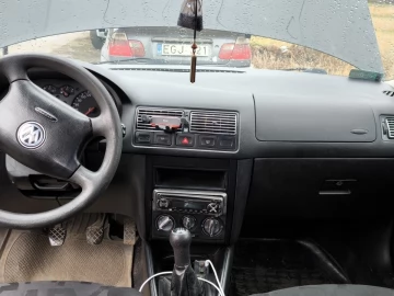 Авто Volkswagen Golf 2000 № 7508722