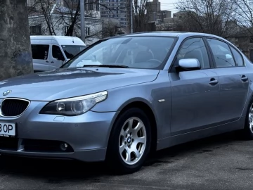 Авто BMW 5 Серия 2003 № 7511536