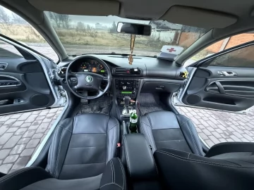 Авто Skoda Superb 2005 № 7511583