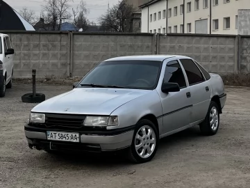 Авто Opel Vectra 1990 № 7511616