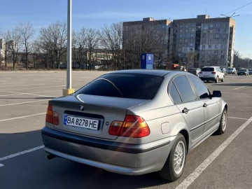 Авто BMW 3 Серия 2003 № 7512456