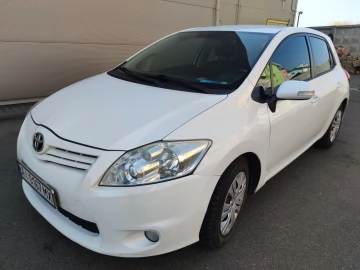 Авто Toyota Auris 2011 № 7512557