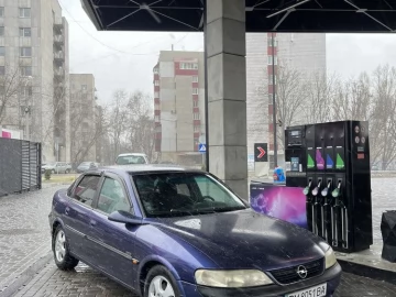 Авто Opel Vectra 1997 № 7514734