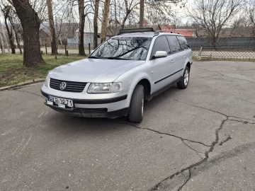 Авто Volkswagen Passat Hatchback 2000 № 7514752