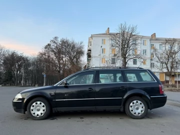 Авто Volkswagen Passat Variant 2001 № 7514867