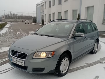 Авто Volvo V50 2008 № 7515363