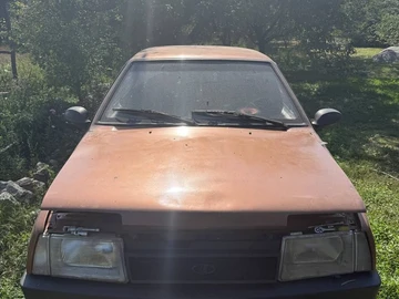 Авто ВАЗ 2109 2000 № 7934802