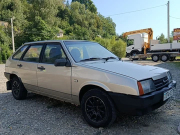 Авто ВАЗ 2109 1989 № 7934818