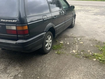 Авто Volkswagen Passat Variant 1991 № 7934868