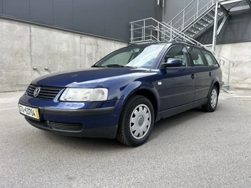 Авто Volkswagen Passat Variant 2001 № 7934896
