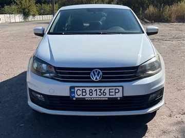 Авто Volkswagen Polo 2015 № 7935017