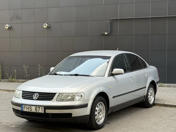 Авто Volkswagen Passat Sedan 2000 № 7935089