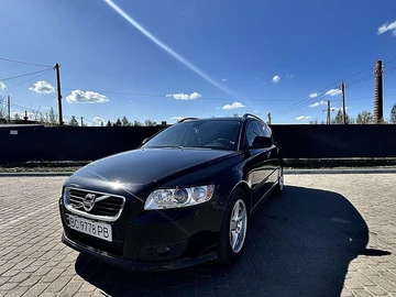 Авто Volvo V50 2011 № 7935155