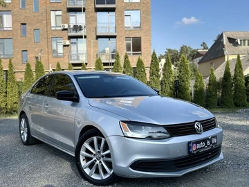 Авто Volkswagen Jetta 2012 № 7935266