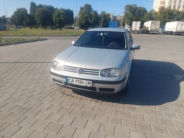 Авто Volkswagen Golf 1999 № 7935302