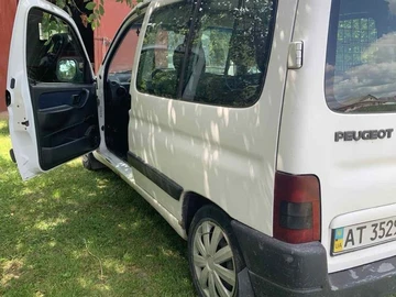 Авто Peugeot Partner 2003 № 7935309
