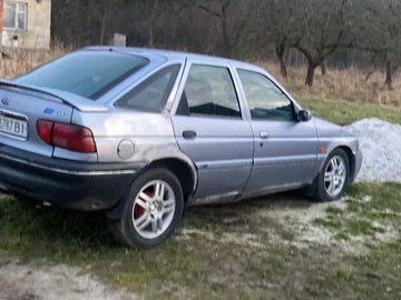 Авто Ford Escort 1996 № 7935319